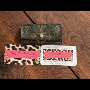 Louis Vuitton 4-key Multicles Monogram